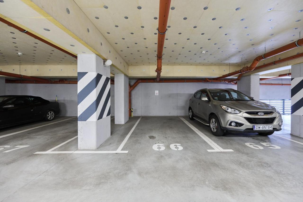 Apartment Krakowska 39 With Ac & Parking & Loggia Wroclaw By Noclegi Renters Exterior foto